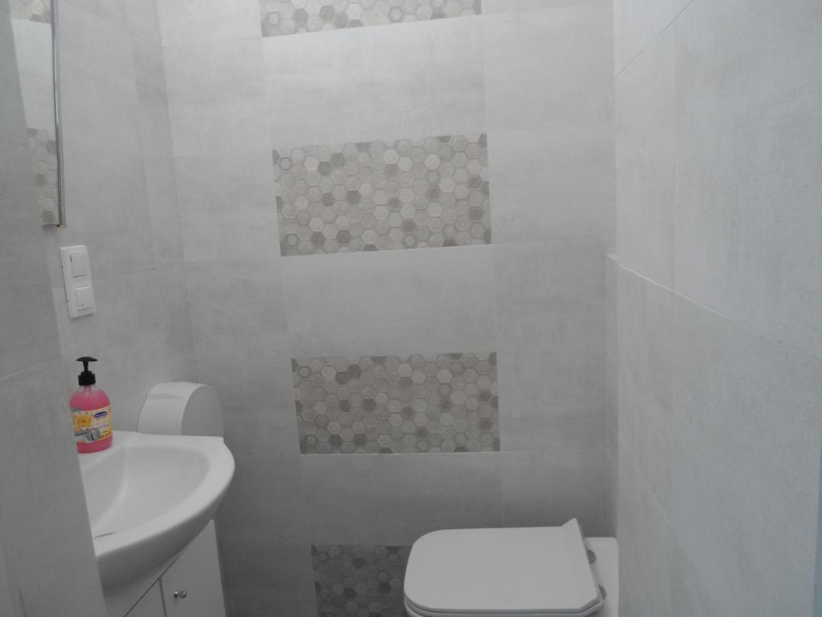 Kwatery Pokoje Mira Poznań Kültér fotó
